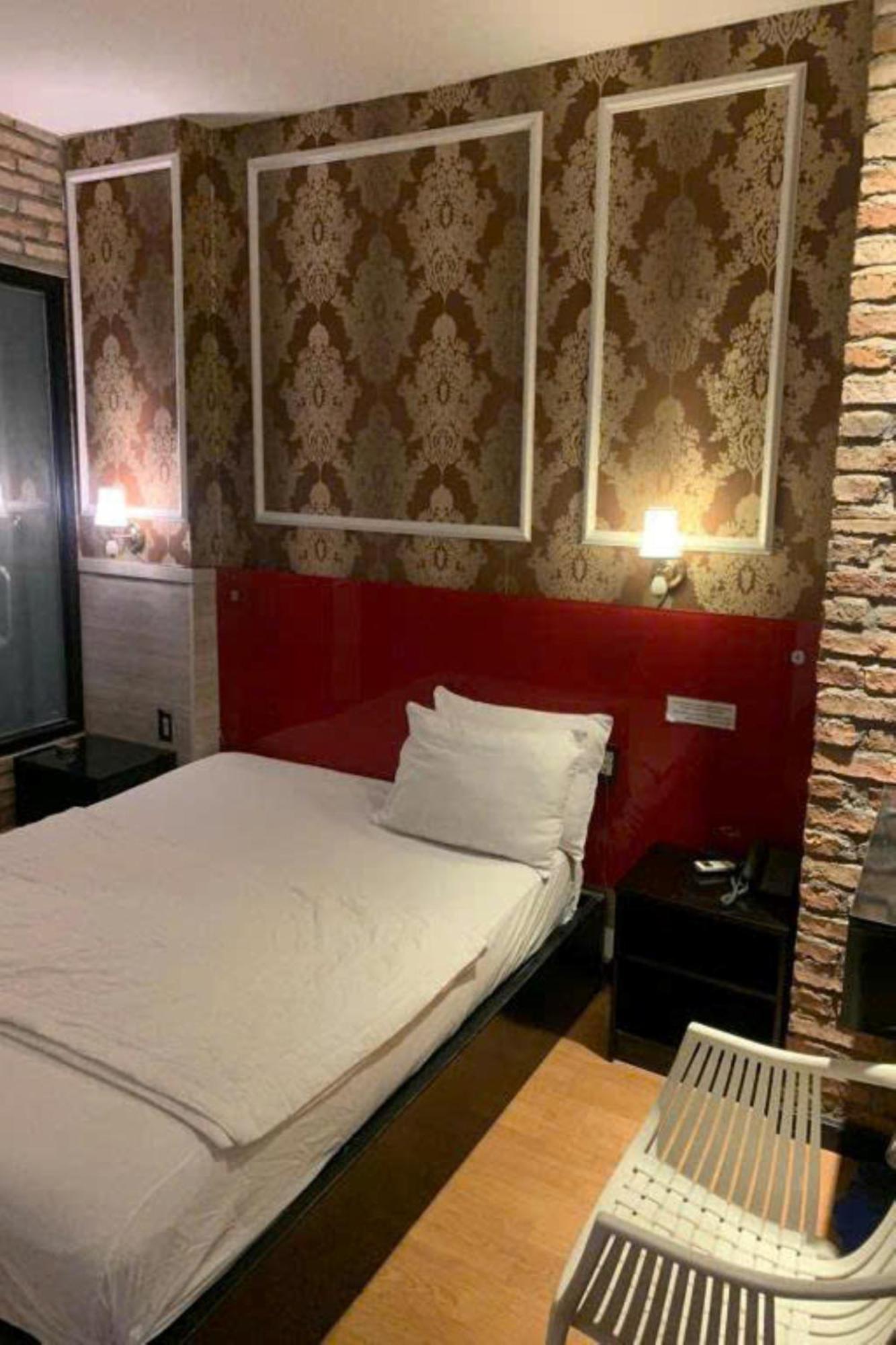 Gia Huyen Hotel Хошимин Екстериор снимка