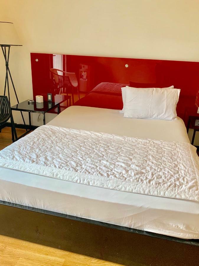 Gia Huyen Hotel Хошимин Екстериор снимка
