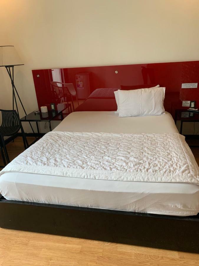 Gia Huyen Hotel Хошимин Екстериор снимка